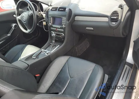 2006 Mercedes-Benz Slk 350 из США, поврежденный, VIN WDBWK56F16F109598